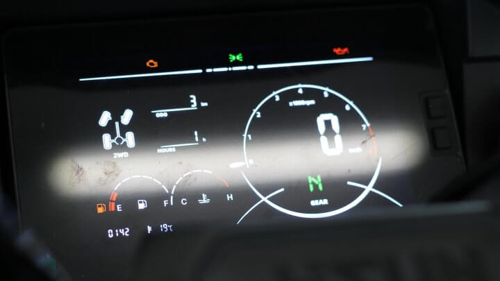 Mittaristo, 7" LCD näyttö
